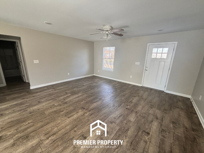 Building Photo - Charming 3BR Home Near Birmingham w/ Hardwood Floors & Fenced Backyard