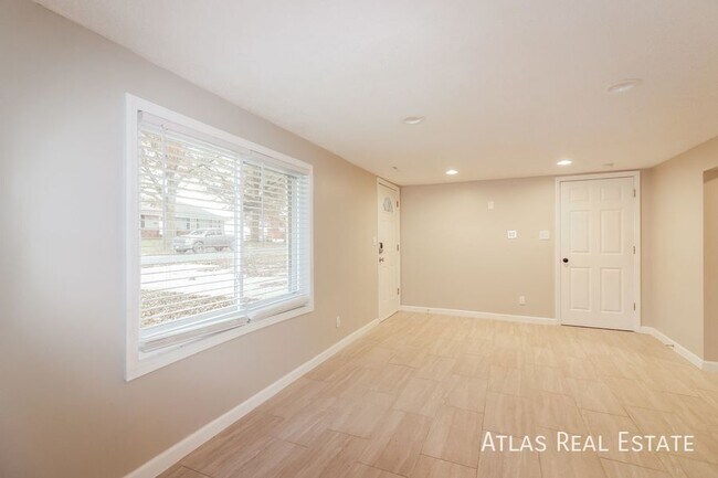 Foto del edificio - 602 NE Darwin St