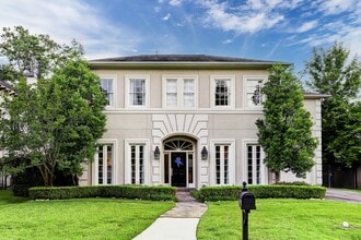 Building Photo - 11328 Surrey Oaks Ln