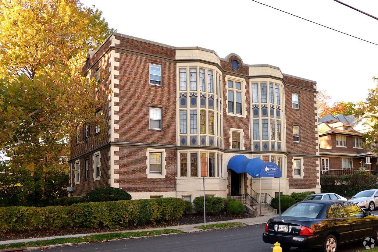 Primary Photo - 331 Bryant Ave