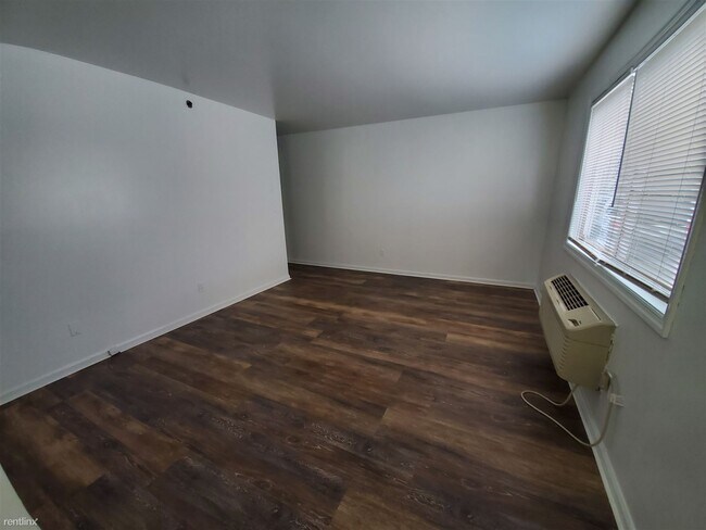 Foto del edificio - 1 br, 1 bath Condo - 12 Dryden St