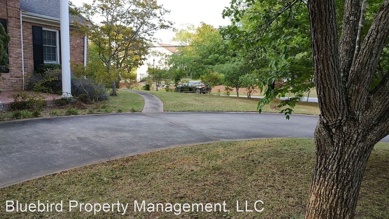 Building Photo - 4 br, 3.5 bath House - 7941 Hunt Club Road