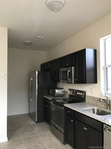 Building Photo - 17001 SW 90th Terrace