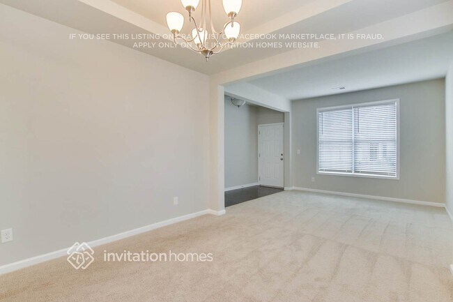 Building Photo - 2240 Bonny Glen Cir