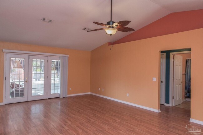 Building Photo - 3315 Bauer Rd