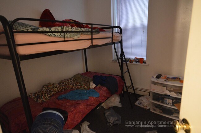 Foto del edificio - 63 S Huntington Ave