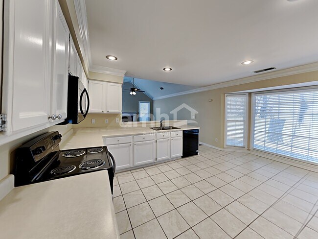 Foto del edificio - 201 Red Oak Ln