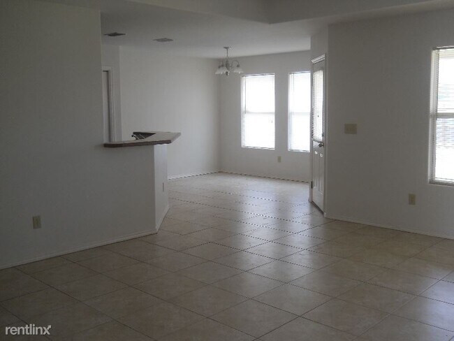 Building Photo - 4 br, 2 bath House - 3018 Wild Turkey Dr.