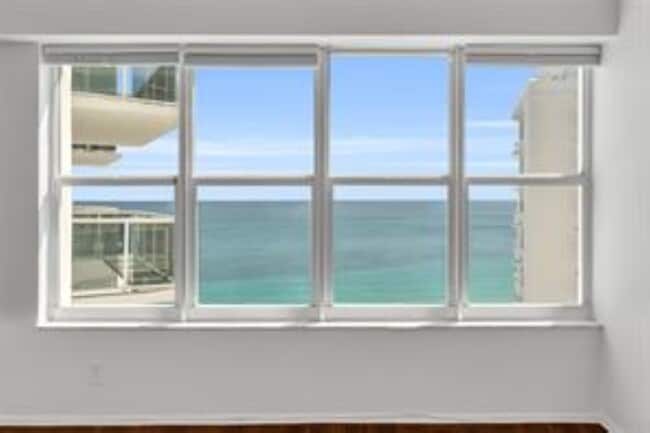 Building Photo - 3700 Galt Ocean Dr