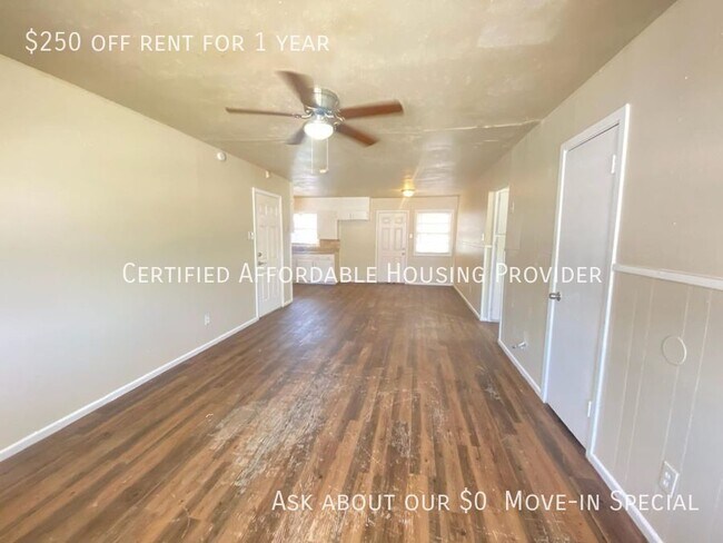 Building Photo - 1710 E Dartmouth St