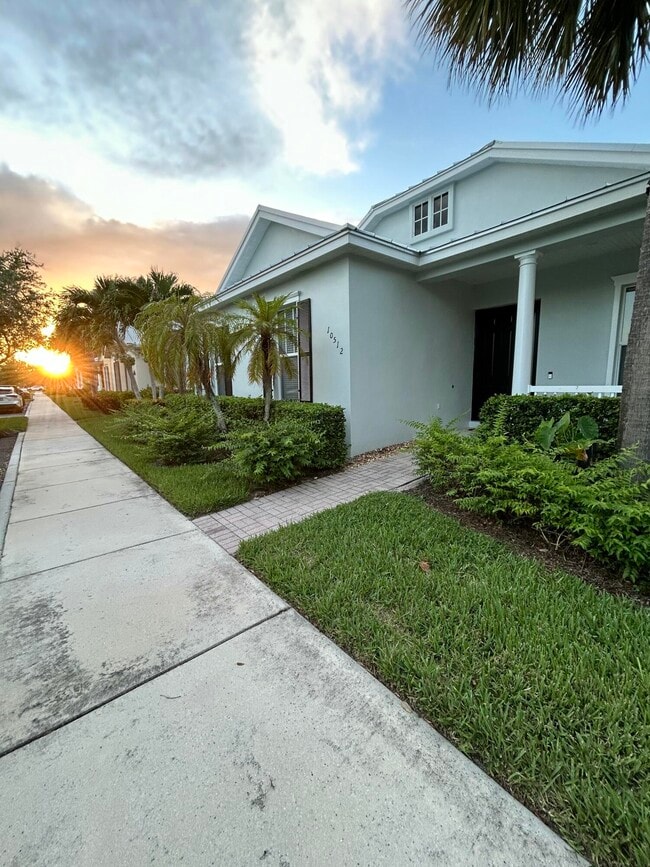 Building Photo - 10512 SW Katrina Way