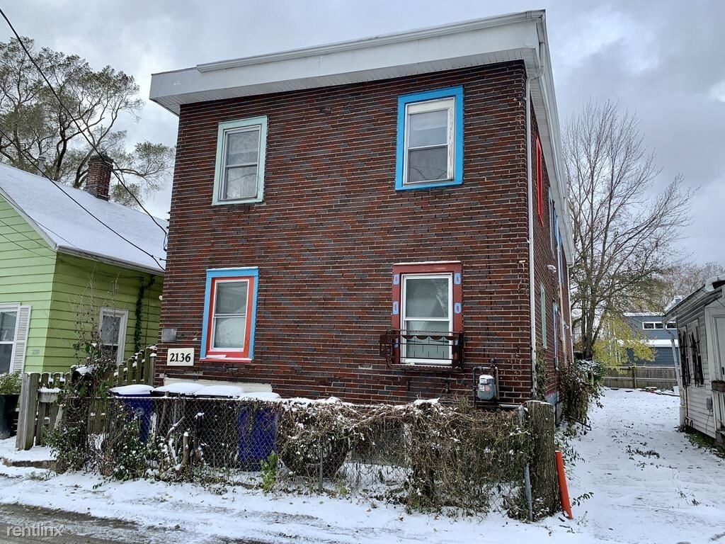 Primary Photo - 2136 W 40th Pl