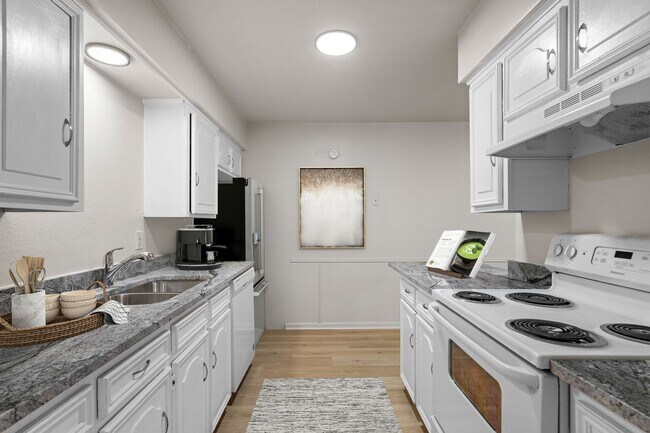 Foto del edificio - Beautifully Remodeled Duplex in Duncanville