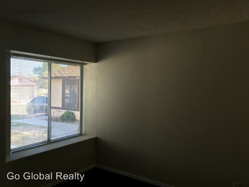 Building Photo - 1916 Plumas Ct