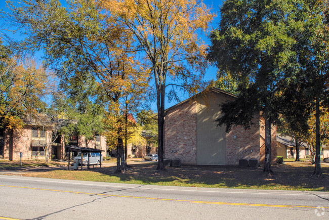 Building Photo - New Caney Oaks I & II