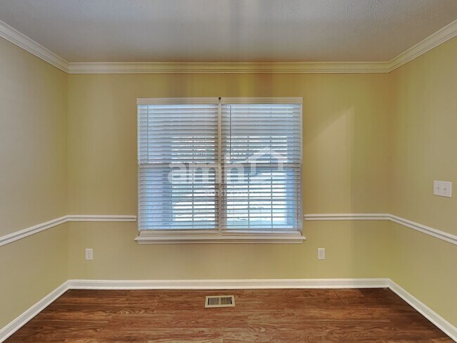 Foto del edificio - 8685 Woolstone Ct