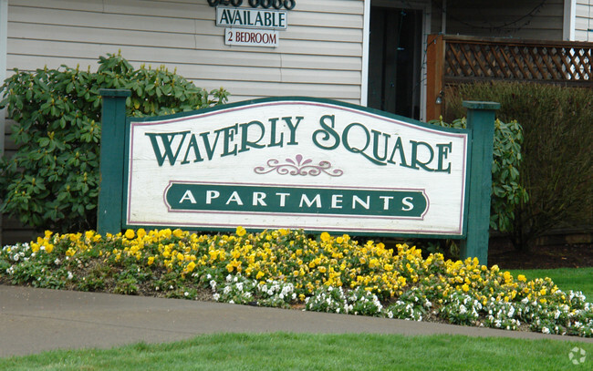 Foto del edificio - Waverly Square