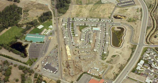 Aerial Photo - University Parkway Apartments