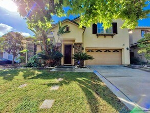 Building Photo - 1662 Indigo Oak Ln