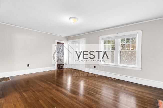 Foto del edificio - 68 Maple St