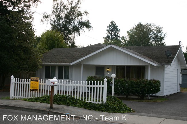 Foto del edificio - 12020-12030 SW Lincoln Ave