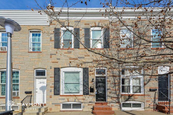 Primary Photo - Charming 2-Bedroom Townhome