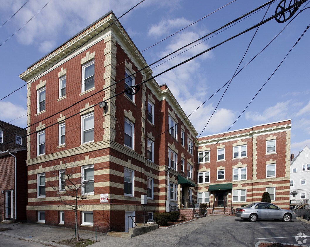 Primary Photo - 18 Medway St