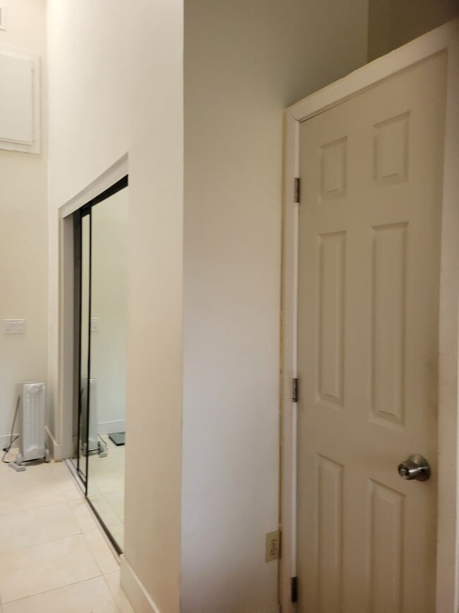 Building Photo - 194 Pineview