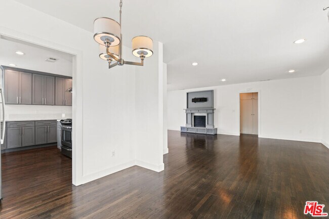 Building Photo - 4853 Calhoun Ave