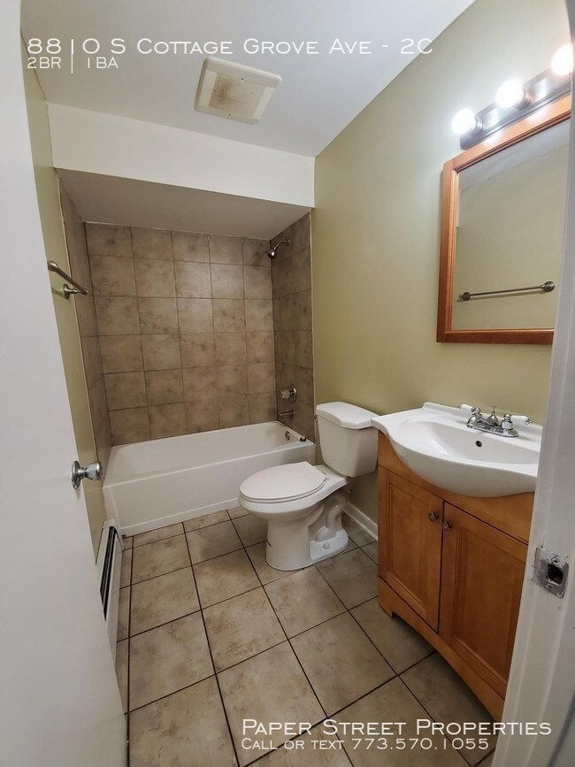 Foto del edificio - 8810 S Cottage Grove Ave