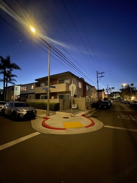 Prospecto de esquina delantera / División - 133 Prospect Ave