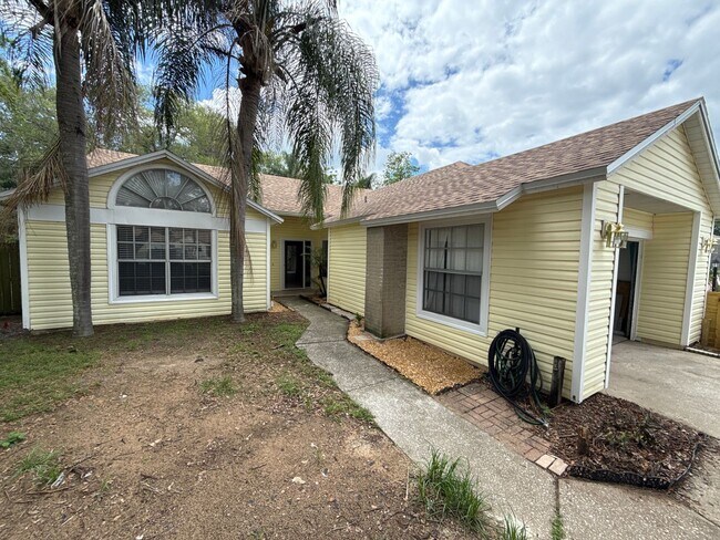 Foto del edificio - Fantastic, 3-bedroom, 2-bathroom,