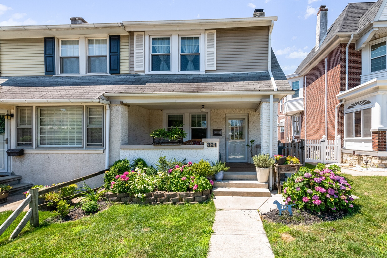 321 E 10th Ave, Conshohocken, PA 19428 House Rental in Conshohocken