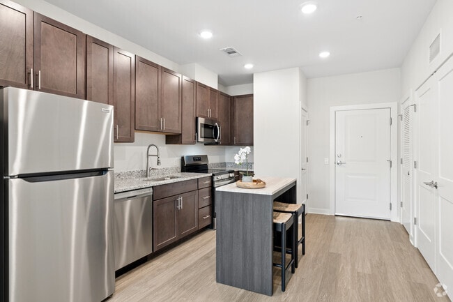 Vista 1BR, 1BA - 607SF - Dining Room - The Cascade at Foundry Creek