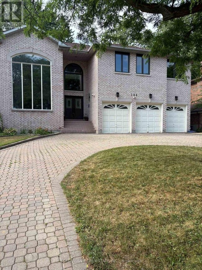 Building Photo - 288 Dunview Ave