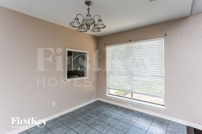 Building Photo - 3501 Palomino Dr