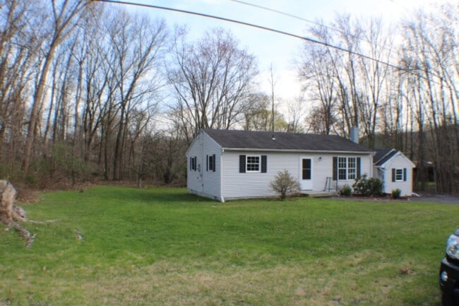 Building Photo - 191 Clay Rd