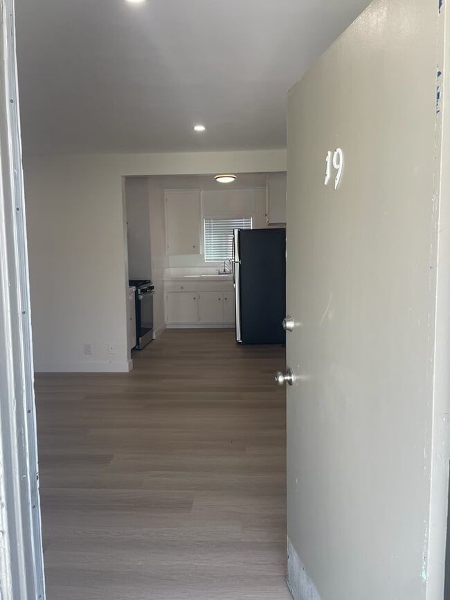 Photo - 4122 S Grand View St Apartment