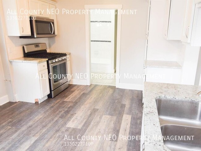 Building Photo - 6211 Fir Ave. 2 Bed, 2 Bath Single Family ...
