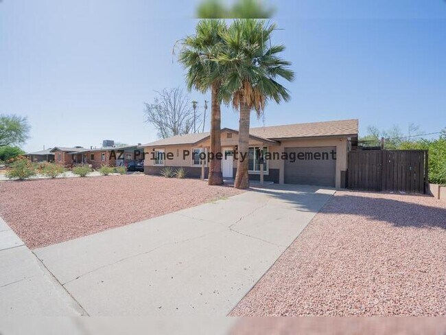 Foto del edificio - 1942 W Indianola Ave