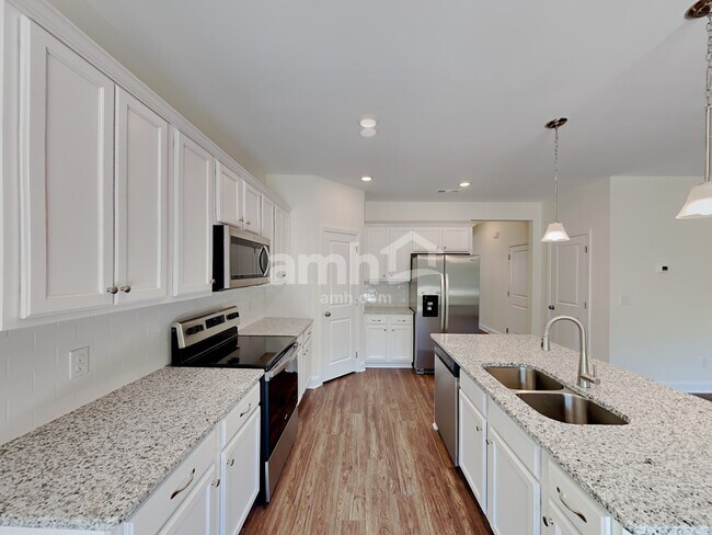 Building Photo - 4805 Chutney Dr