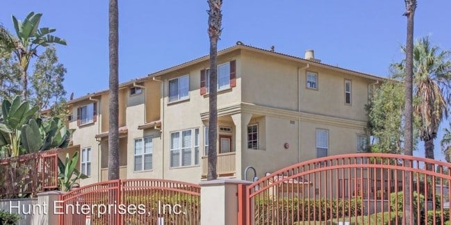 Building Photo - 429 Summerfield Cir