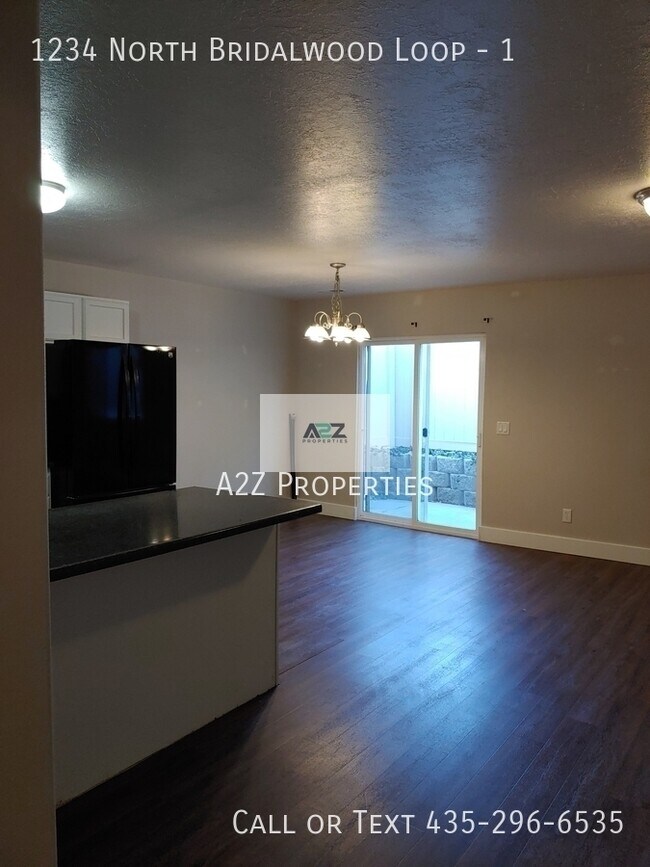 Foto del edificio - 1234 N Bridalwood Loop