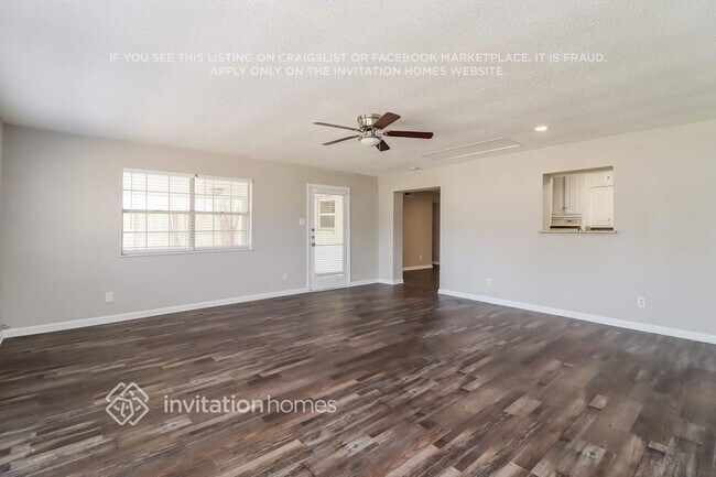 Building Photo - 1003 Rosewood Ln