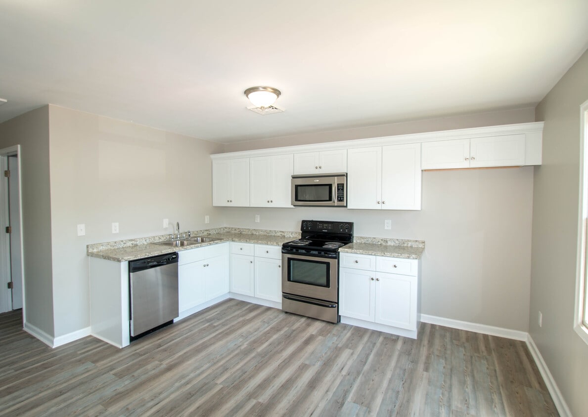 3 Cassatt St, Enola, PA 17025 Townhouse for Rent in Enola, PA