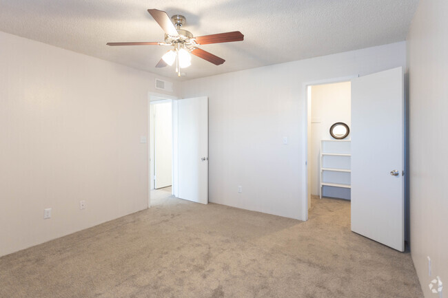 1BR 1BA - 720 SF - Palomar West