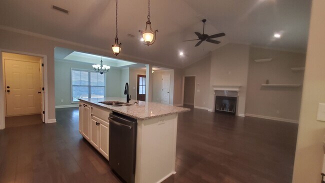 Foto del edificio - 248 Cedar Grove Ln