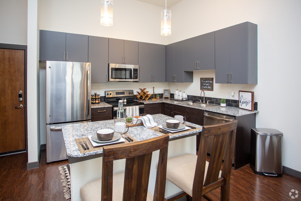 Epic Apartments Apartments in Denton, TX