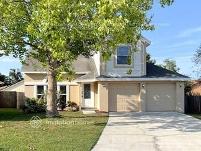 Building Photo - 1037 Whittier Cir