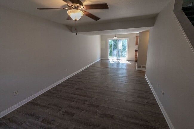 Building Photo - 4700 Dehaven Dr